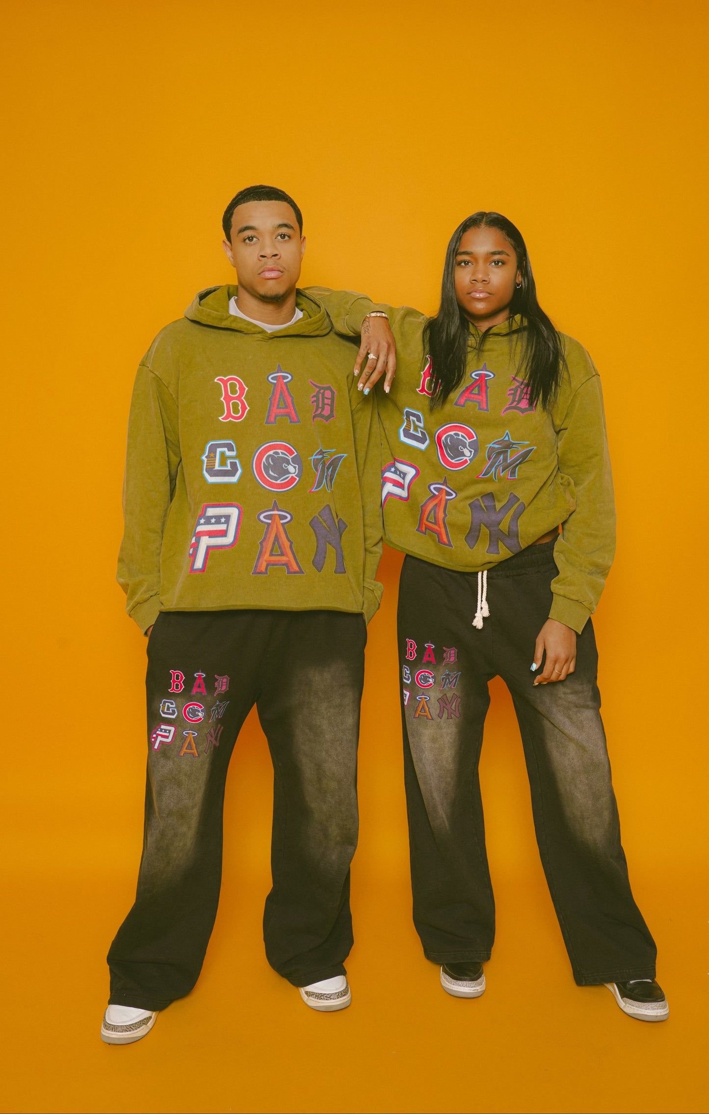 BC OLIVE LOGO HOODIE